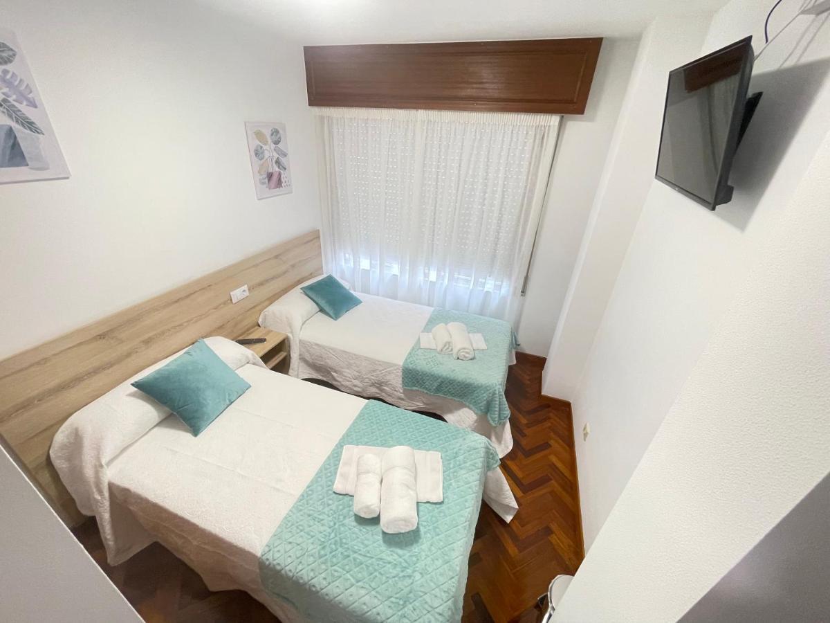 Pension O Camino Milladoiro Ames Exterior photo